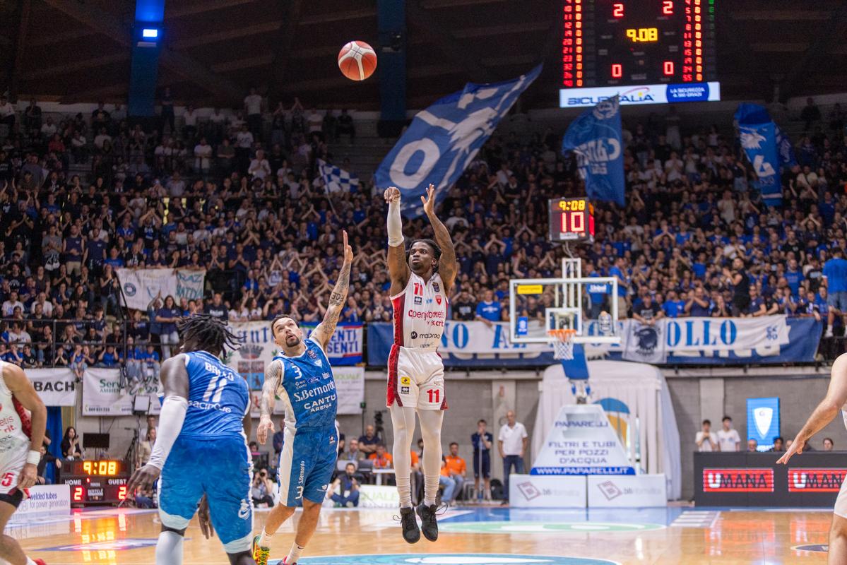 Iroegbu Cantù pall.va