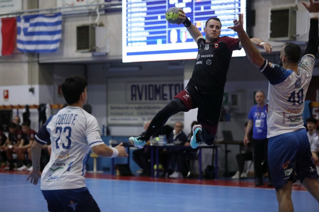 Pallamano Cassano Magnago insaziabile: Siracusa ko 37-28