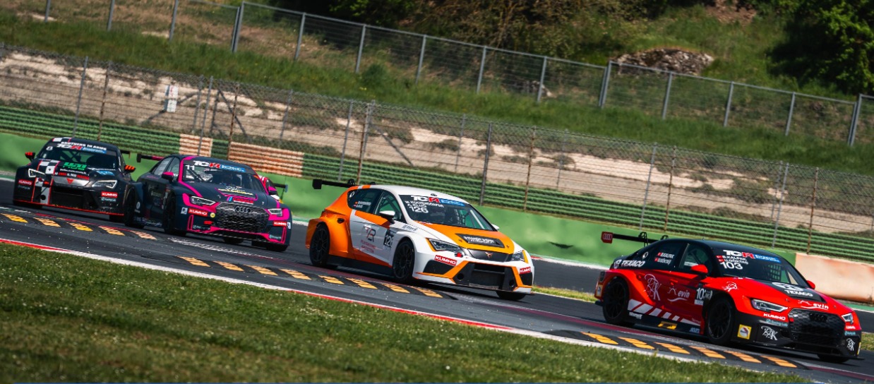 Paolo Palanti apre il TCR European Endurance con un terzo posto: “Consapevoli delle nostre potenzialità”