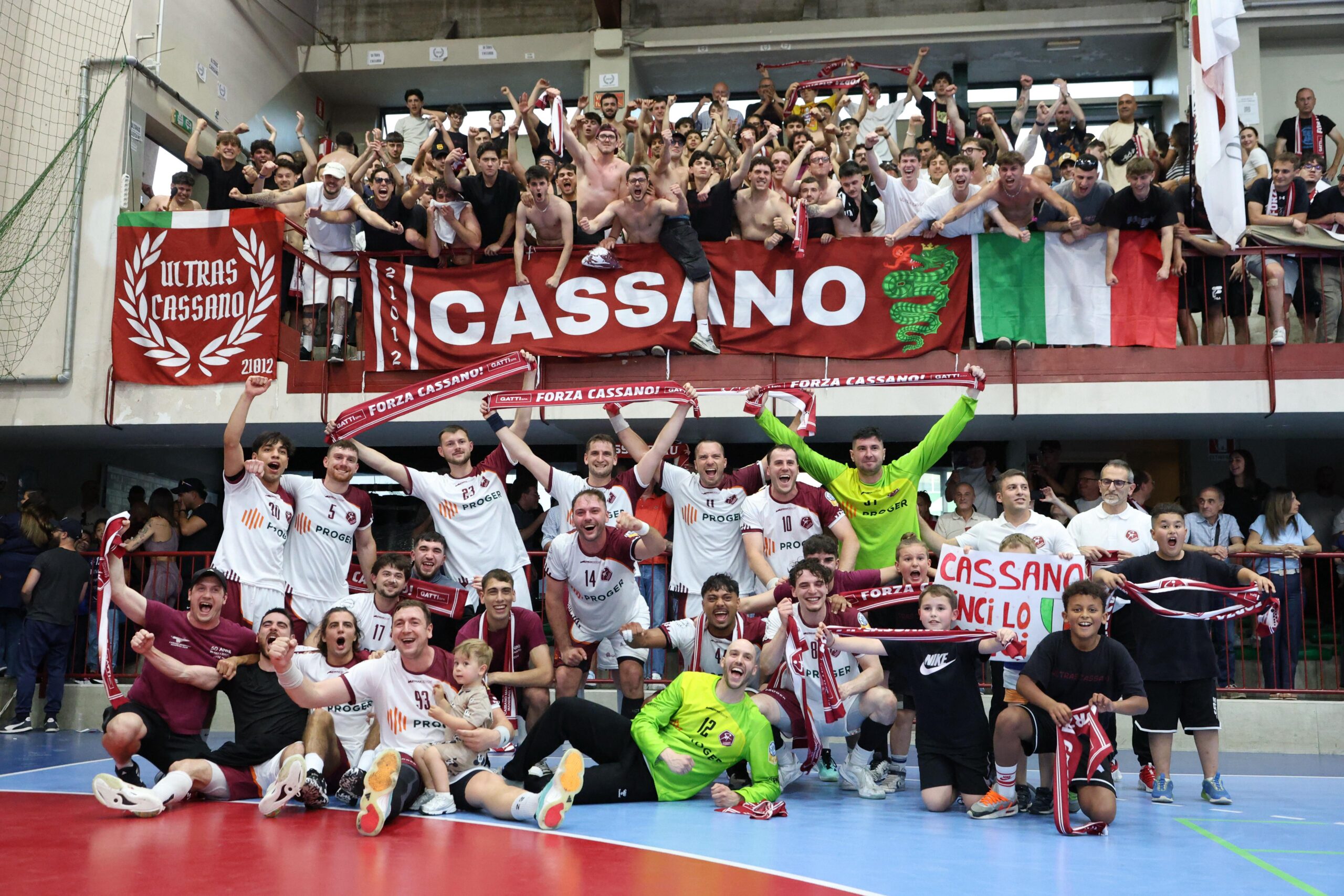 PalaTacca in estasi: Cassano Magnago piega Sassari 30-29 e vola a un successo dallo Scudetto