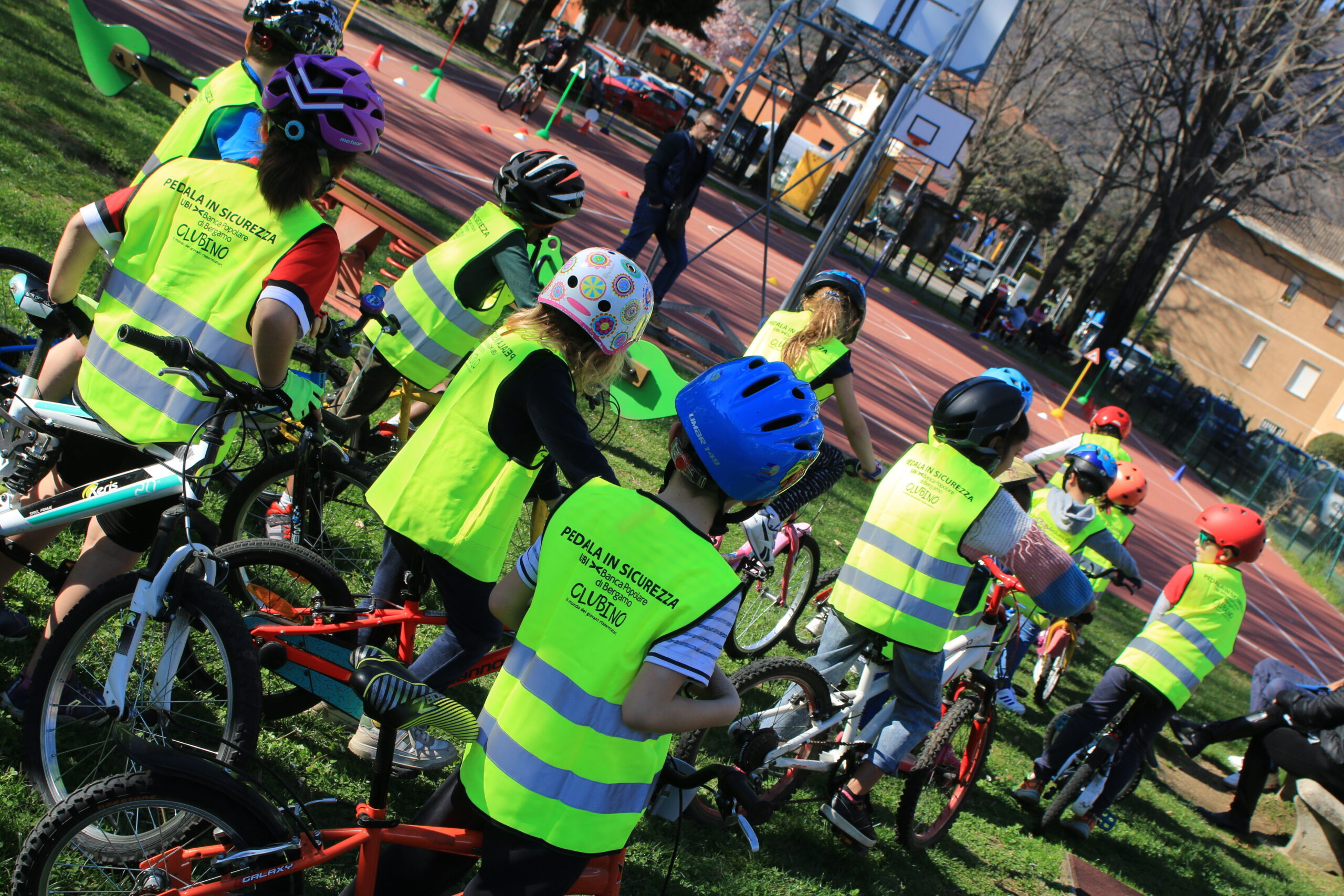 Il Trofeo Binda continua: a Cittiglio il nuovo appuntamento di “Pedala, Pedala… in Sicurezza!”