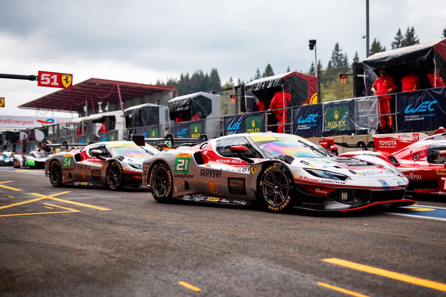 Spa amara per Rovera e la Ferrari: primo al traguardo, una penalità lo porta al quarto posto