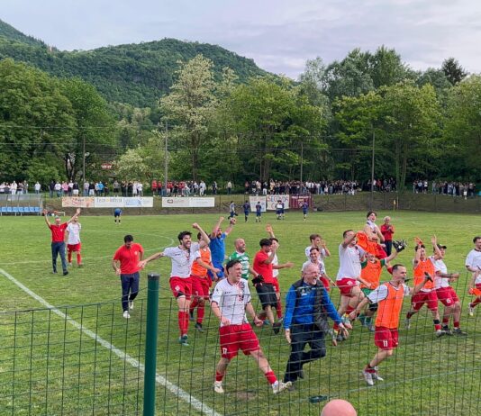 Ternatese in Seconda Categoria: “È la vittoria di tutti”. La festa rossoblù in VIDEO e in FOTO
