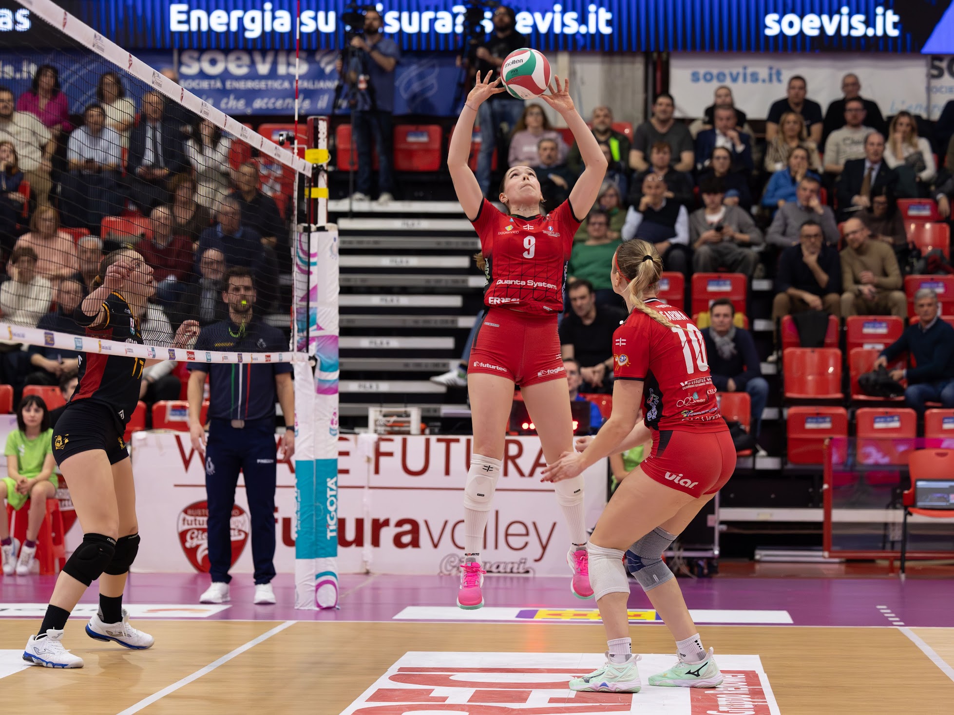 Le chiavi della Futura Volley ancora nelle mani di Helena Sassolini