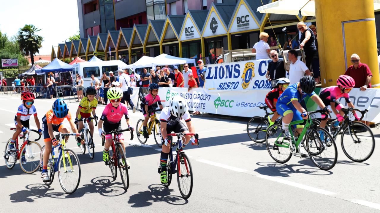 La 31ª edizione del Trofeo Lions Club Sesto-Somma si prepara a una domenica dedicata al ciclismo giovanile