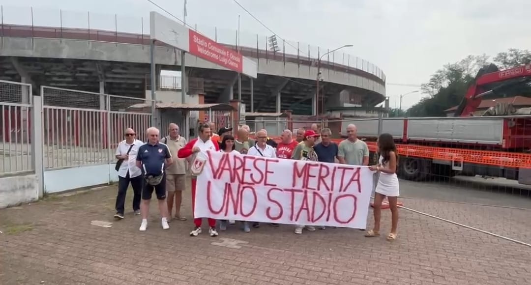 I tifosi biancorossi si mobilitano per lo Stadio Franco Ossola: “Risposte concrete per garantire il futuro” – VIDEO