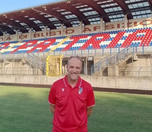 Pro Patria, ufficiale il nuovo allenatore: scelto Mauro Zironelli per la panchina biancoblu