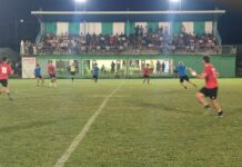 Pelo e contropelo: NL Hairstyler & Barber si presenta in finale con un 7-2, Manera risponde con un 4-0. Via al countdown