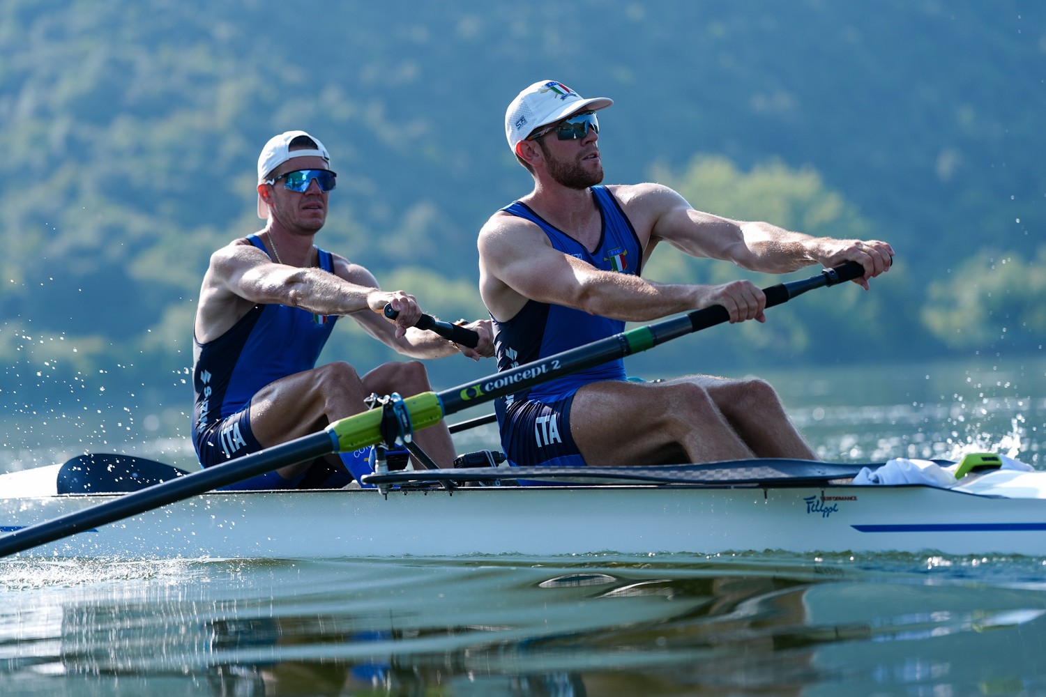 Buona la prima dell’Italia ai Mondiali: tutte le imbarcazioni superano il turno al debutto