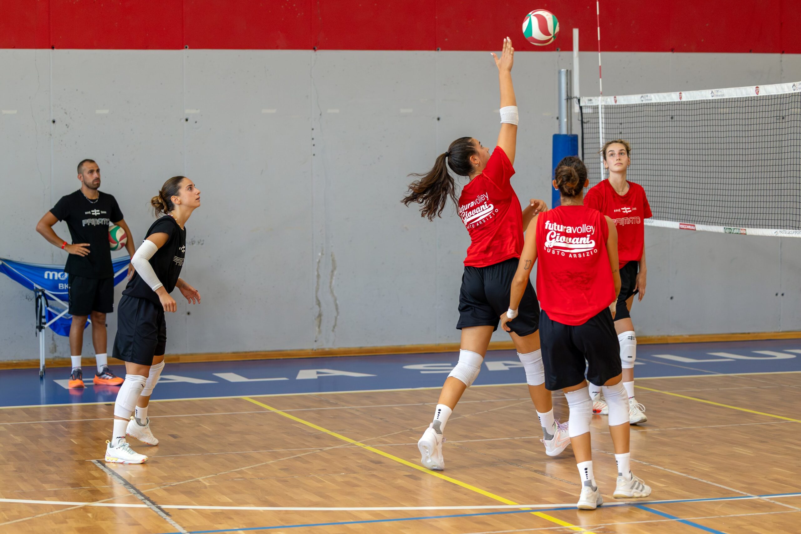 La Futura Volley torna a sudare: riparte la preparazione, nel mirino i primi test. Scognamillo: “Ottimi presupposti”