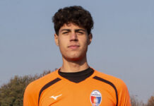 Nicolò Colombo ancora una volta guardiano della Caronnese: ufficiale il rinnovo