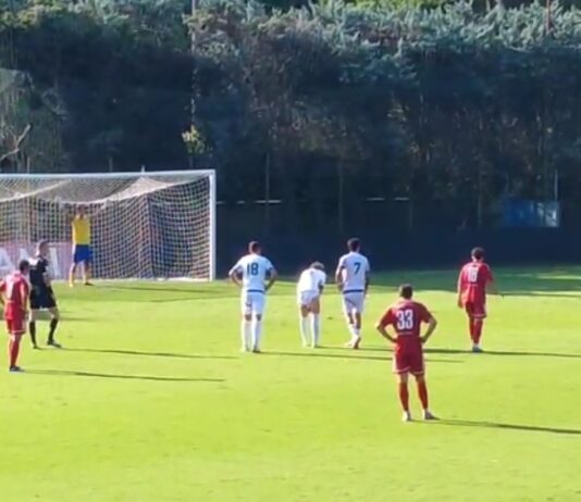 Rimonta al cardiopalma per la Solbiatese: Martinez al ’94 ribalta l’Arconatese (2-1) e apparecchia il derby con il Varese