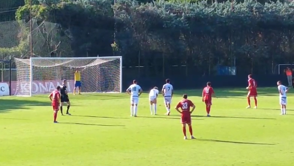 Rimonta al cardiopalma per la Solbiatese: Martinez al ’94 ribalta l’Arconatese (2-1) e apparecchia il derby con il Varese