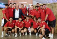 Pallamano Cassano Magnago, l’abbraccio dei tifosi. Zanovello: “Vogliamo restare al top ma ci serve sostegno”