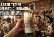 Il terzo tempo è un rito di squadra. Il boccale del club rende ogni brindisi riconoscibile