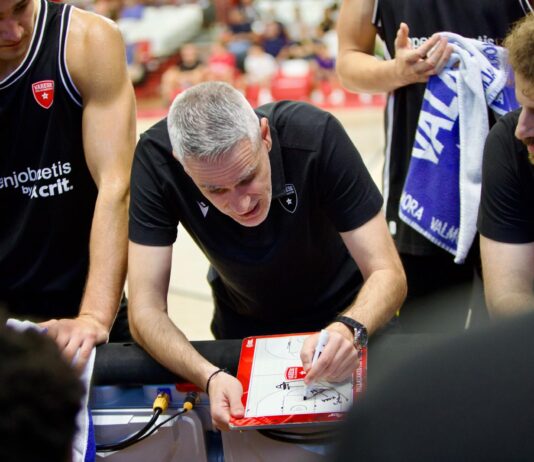 Kastritis: “Della Valle out sia con Scafati che con Murcia. Dobbiamo guardare più a noi stessi che ai nostri avversari”