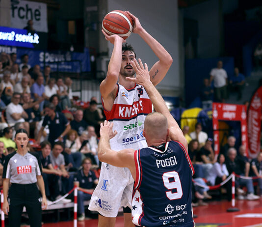 Legnano Basket, debutto col brivido: Piacenza domata nel finale, buona la prima per i Knights (71-68)