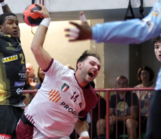 Proger Cassano Magnago, sofferenza e sorrisi: con Molteno arriva la prima vittoria in campionato. 33-29 il finale