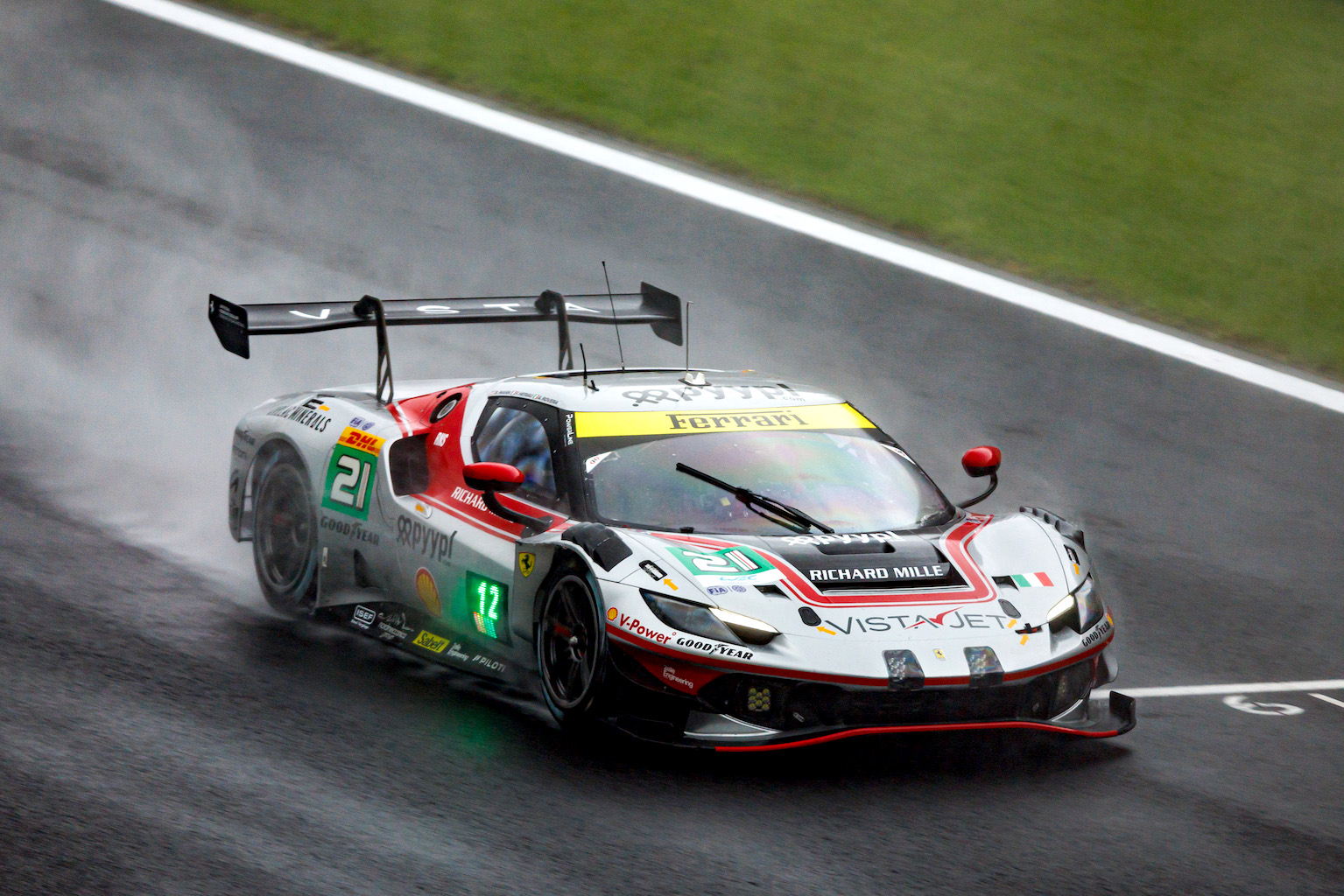 Rovera firma il giro più veloce al Fuji nel FIA WEC con la Ferrari