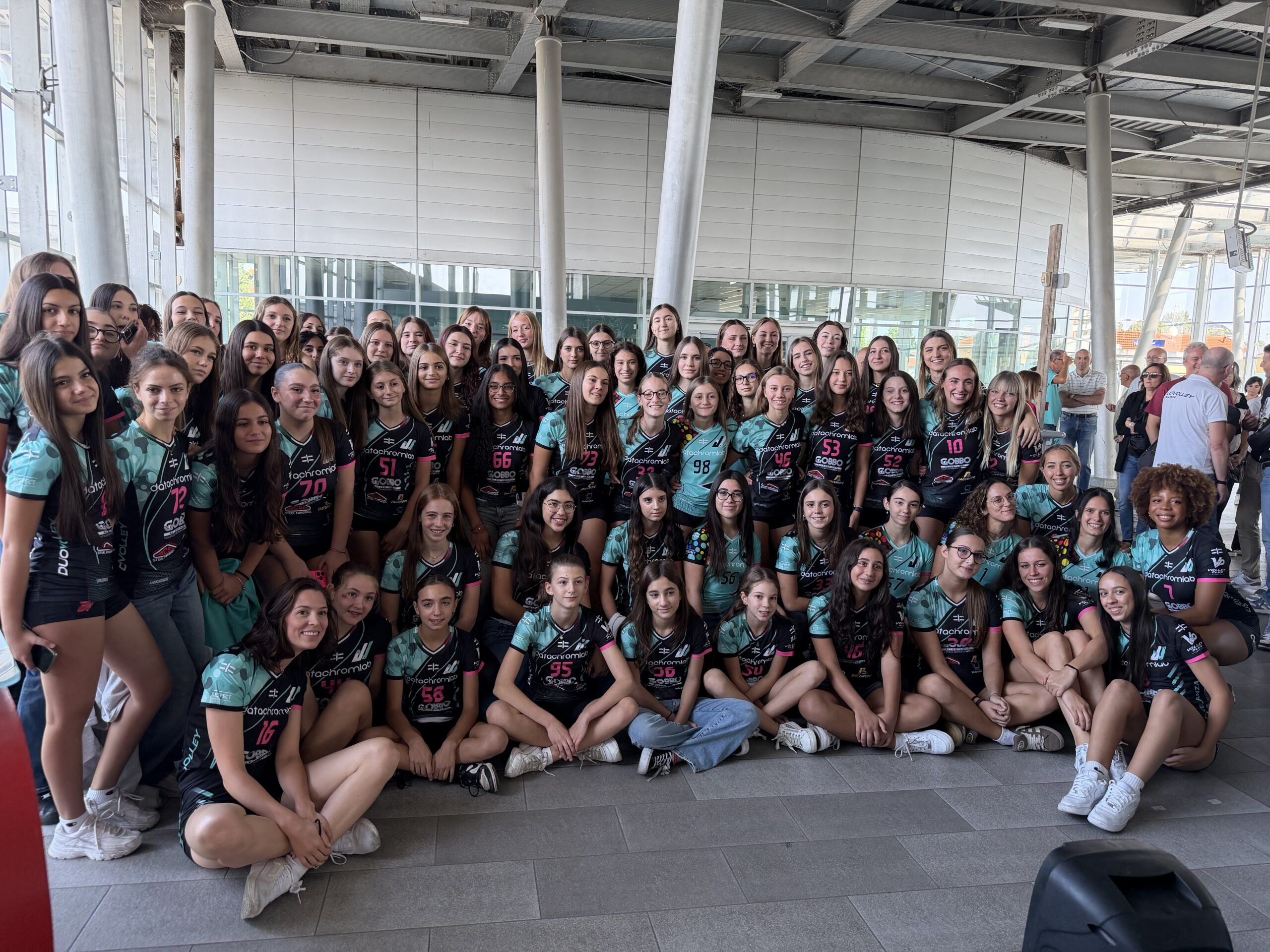 Duo Volley, tutti in carrozza! Dalla stazione di Castellanza il via alla stagione 2026/27: “Entusiasmo e ambizione”