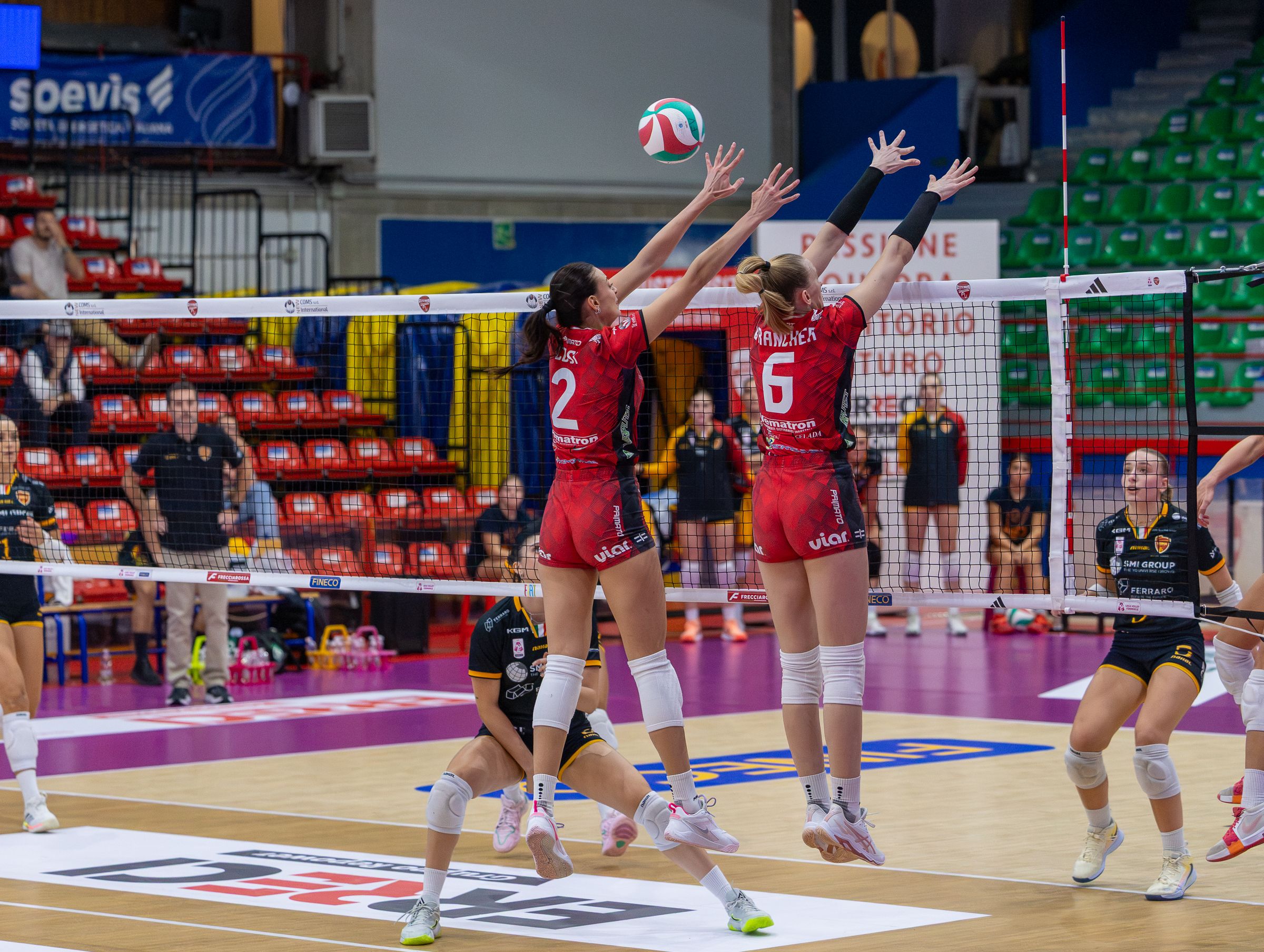 Tris Erreci Busto Arsizio! Roma rimontata e messa ko 3-1, Marchiaro: “Vetta meritata, campionato di trincea”