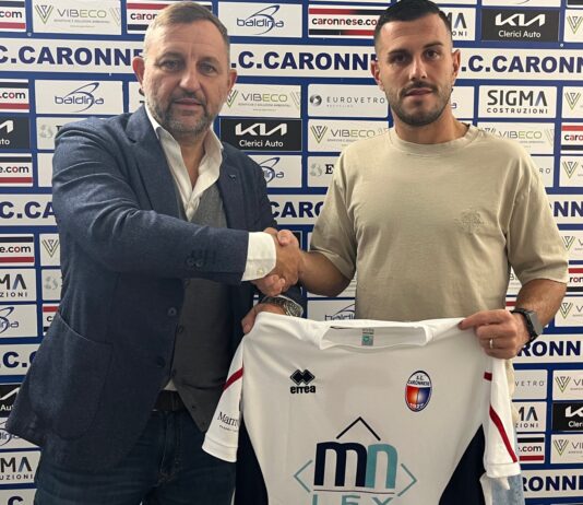 Caronnese, colpo in attacco: arriva Francesco Giangaspero, bomber da oltre 160 gol