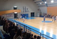 Lions da urlo: la capolista Cassano Magnago cade 75-61 davanti al tutto esaurito delle Pascoli