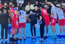 I soliti errori e le consuete mancanze anche negli episodi che decidono una partita: la Pallacanestro Varese è sempre la stessa