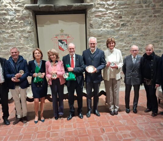 Golf e solidarietà a Luvinate: il Rotary Club Varese Ceresio sostiene Amico Fragile