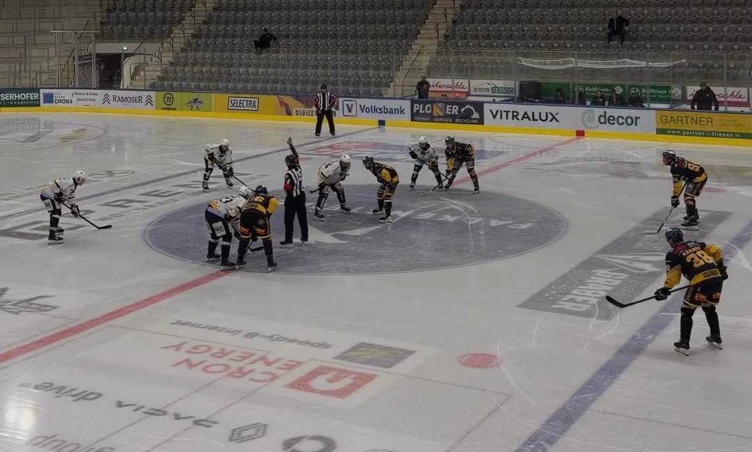 Luna storta per i Mastini, ululato di felicità per il Val Pusteria Junior che vince la sua prima partita in IHL (4-2)
