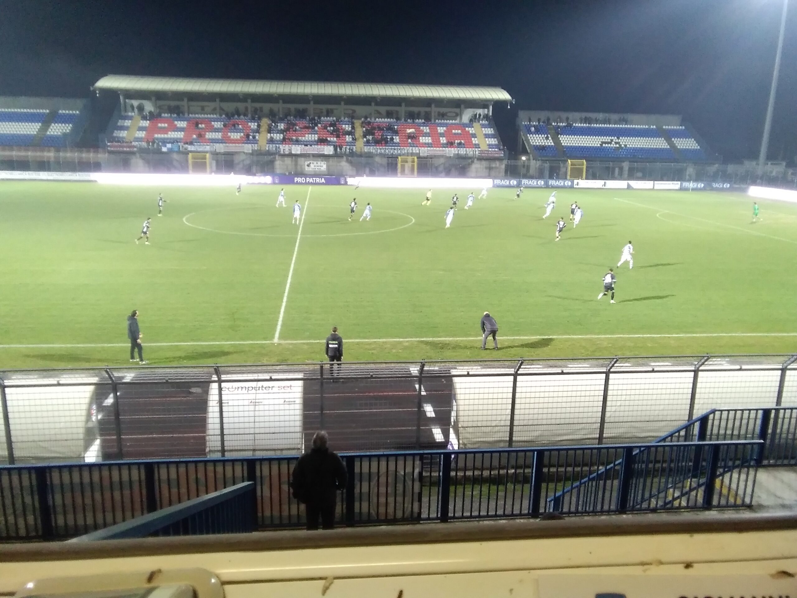 Andamento lento. Pro Patria sempre più tafazziana. Con la Pro Vercelli è solo 1-1